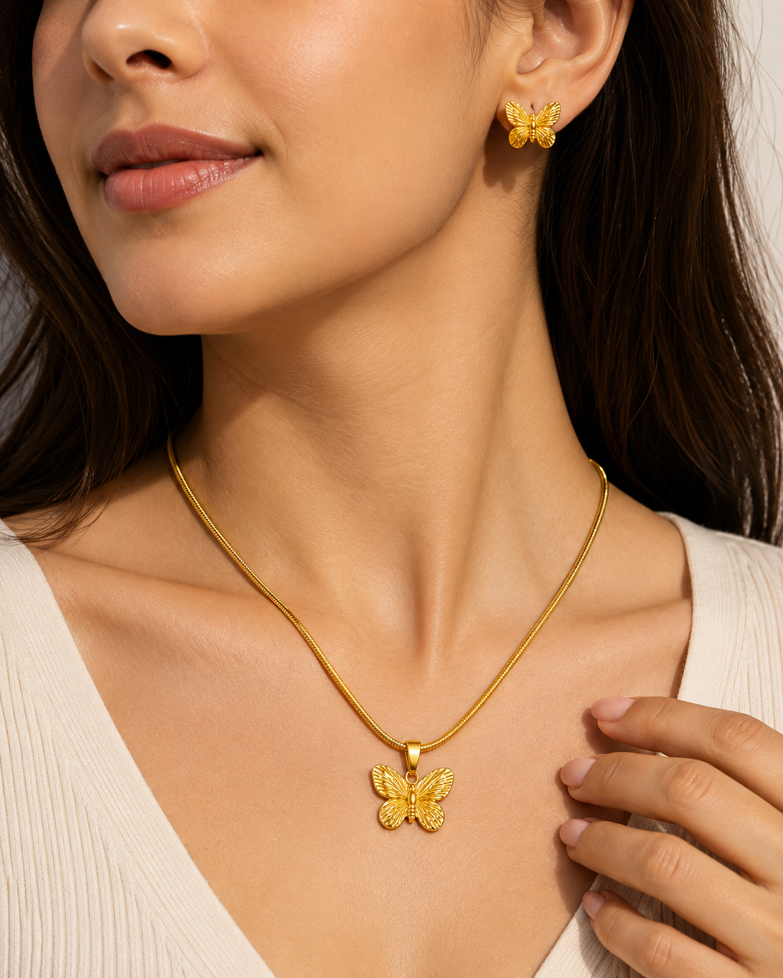 Butterfly Necklace & Earrings Set – 18K Gold Plated Stainless Steel