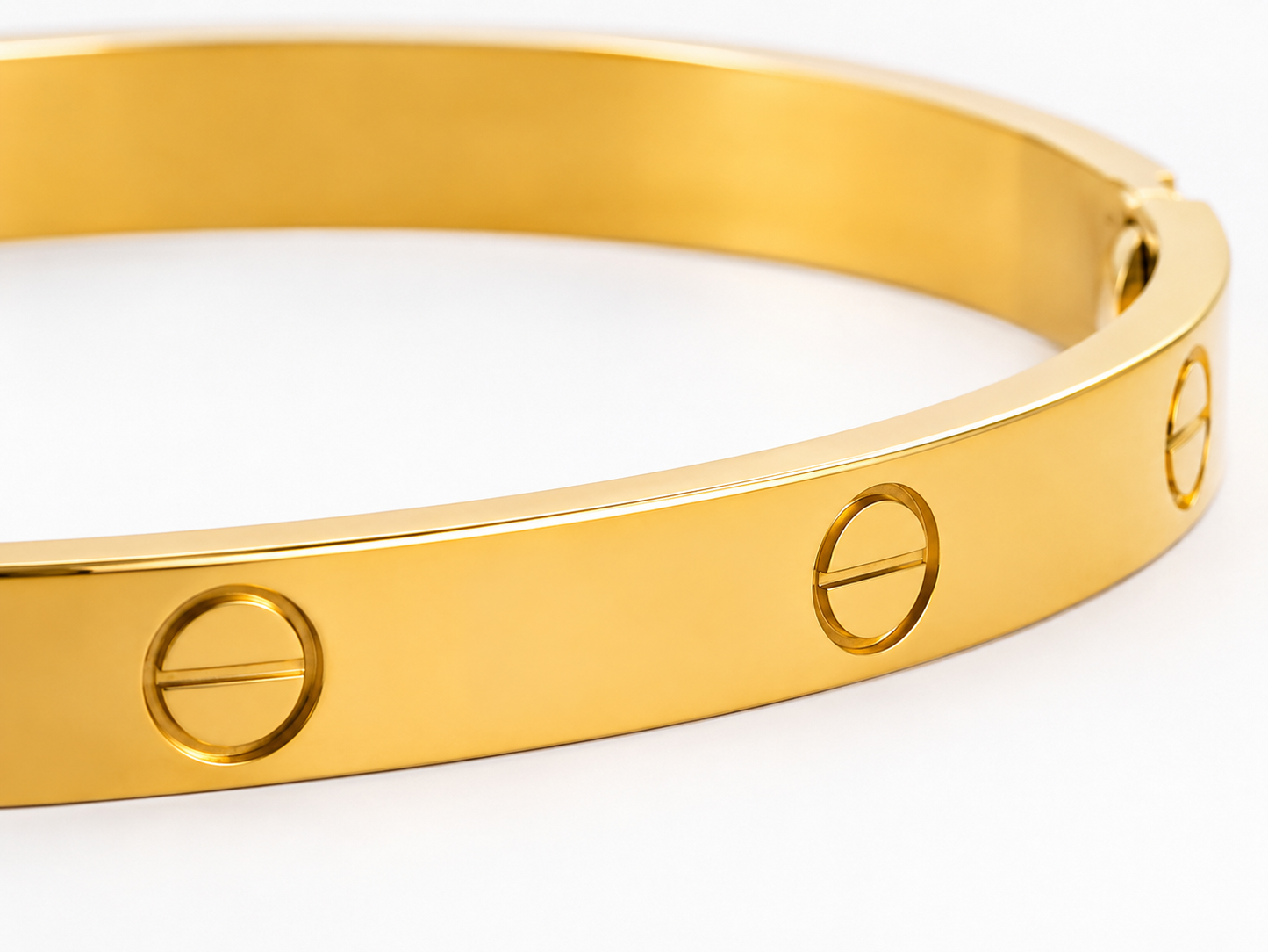 Classic Open Eternal Love Bangle – Gold